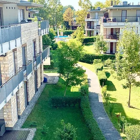 Lakeview With Big Terrace Apartment Zamardi